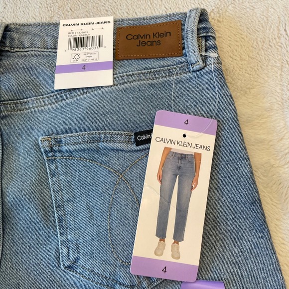 Calvin Klein Jeans Womens Classic Light Wash Blue Denim Straight Leg Pants Sz 4 - Picture 4 of 11